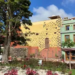 Canario With Patio - Casa Del Indiano