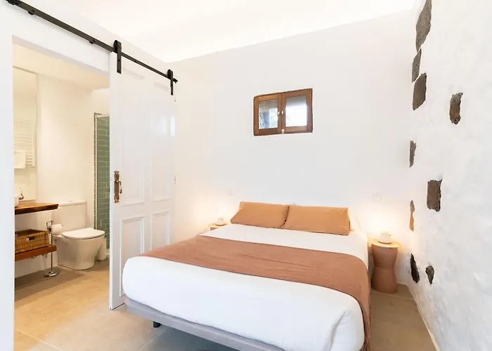 Canario With Patio - Casa Del Indiano